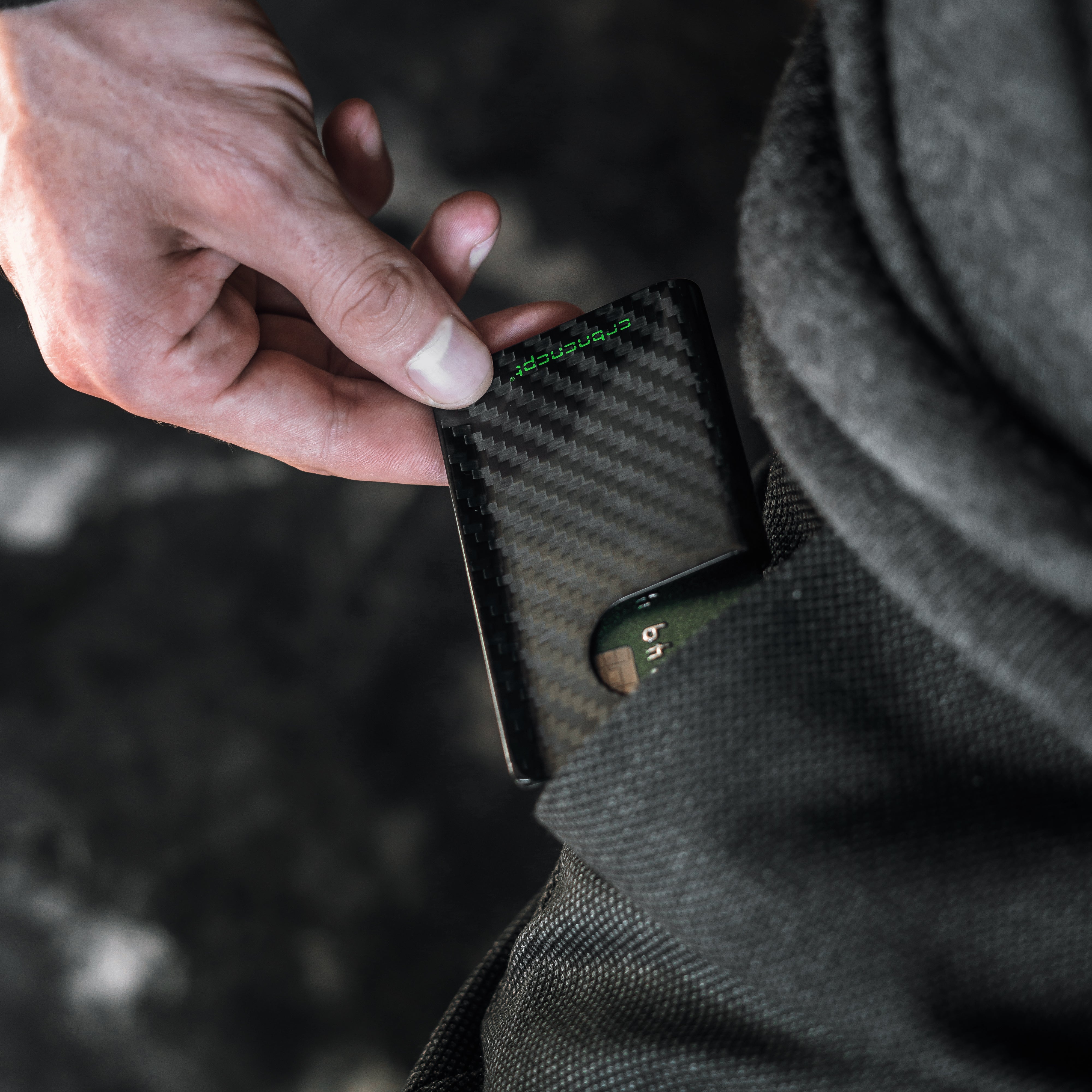 Carbon Fiber Kartenetui - CRBNCNCPT