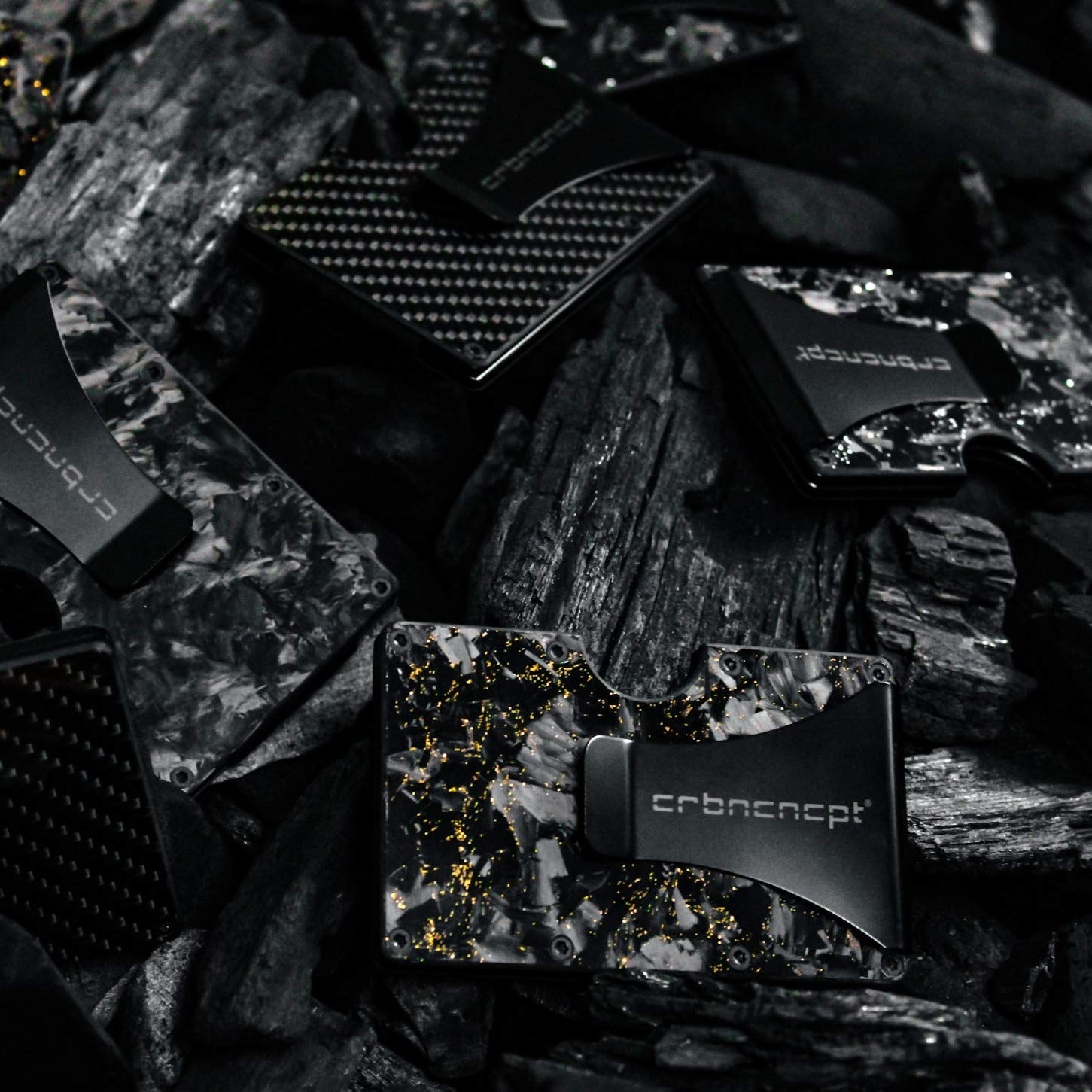 Carbon Fiber Kartenetui mit Geldscheinklammer - CRBNCNCPT