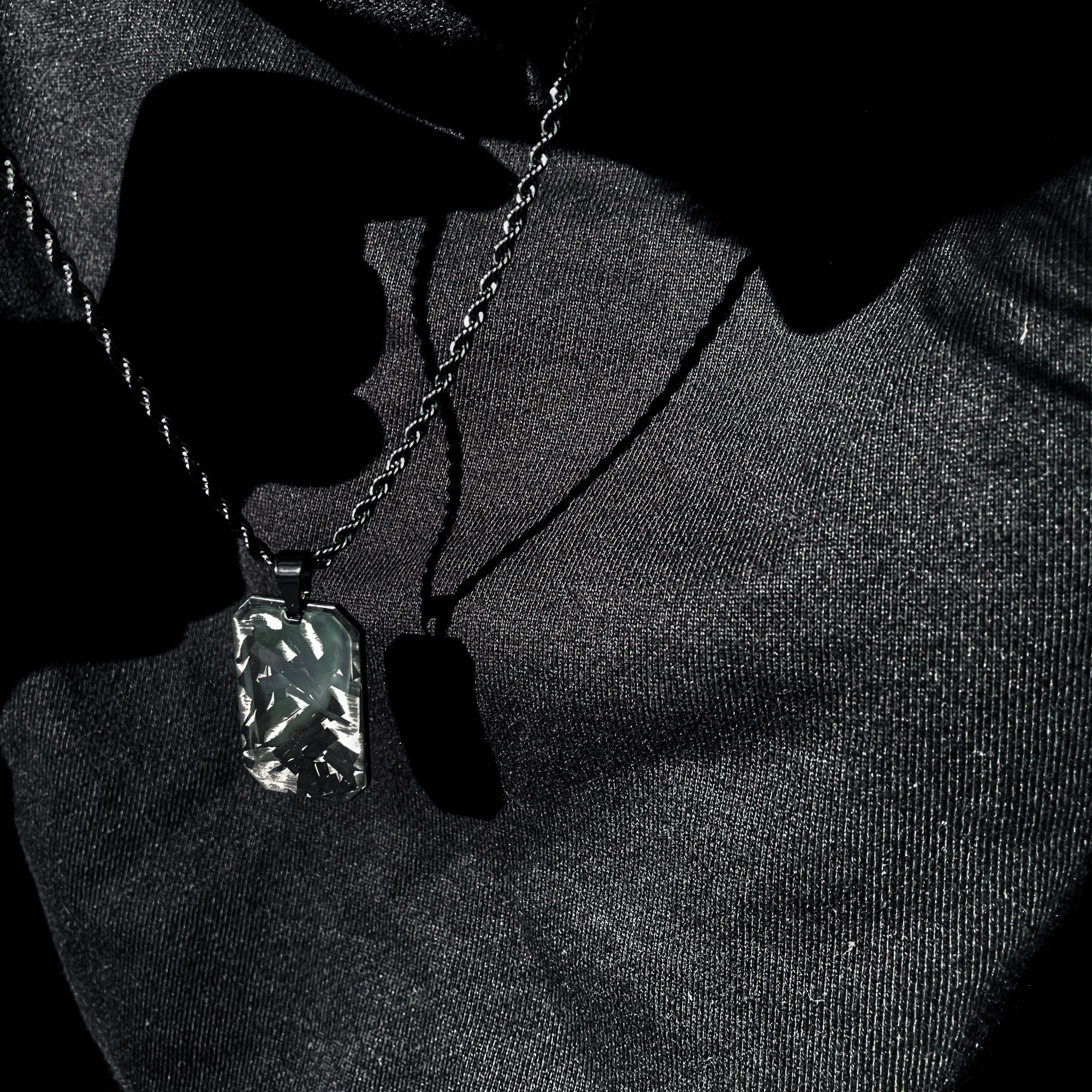 Forged Carbon Dog Tag Halskette - CRBNCNCPT